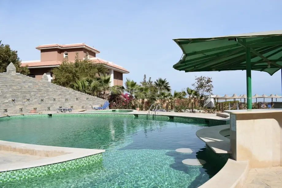 2-bedroom apartment in Turtles Beach Resort with resort amenities — Turtles Beach Al Ahyaa