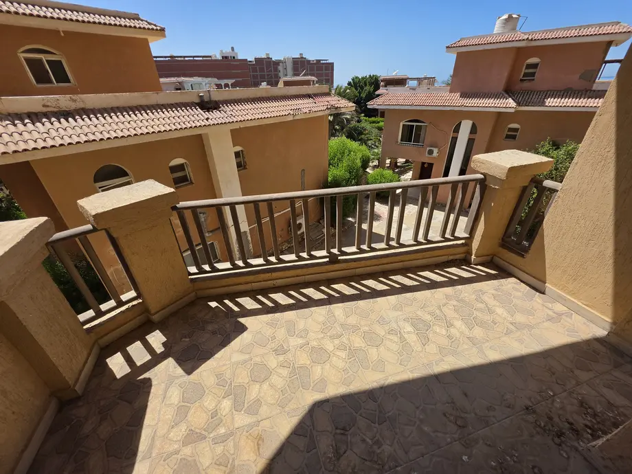 Furnished 1-bedroom apartment in Turtles Beach Resort — Turtles Beach Resort Al Ahyaa