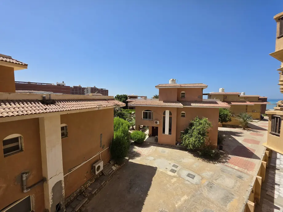 Furnished 1-bedroom apartment in Turtles Beach Resort — Turtles Beach Resort Al Ahyaa